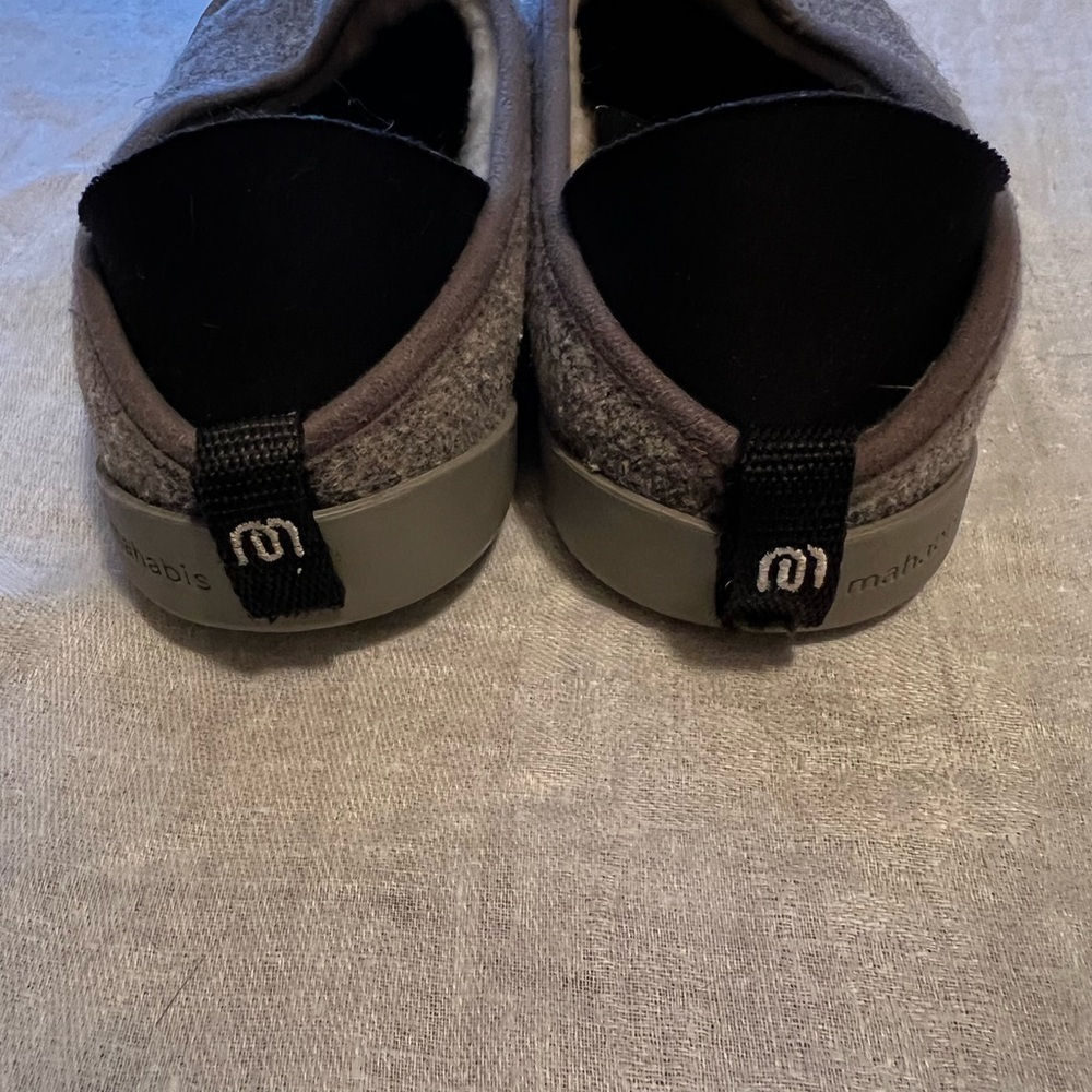 Mahabad classic indoor outdoor slipper shoes. Grey . Size 40. Us 81/2. Unisex - Picture 4 of 8